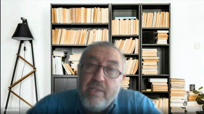 “Uluslararası İ̇slam Düşünce Yapısına Etki Eden İ̇lk Dönem Olayları” Konulu Sempozyum Gerçekleştirildi