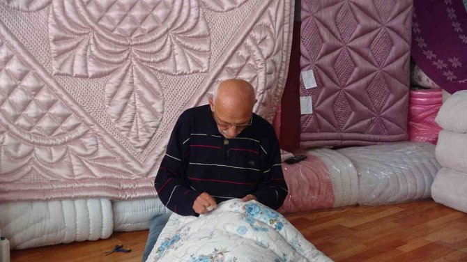 Havalar Soğudu, El Yapımı Yorganlara İlgi Arttı