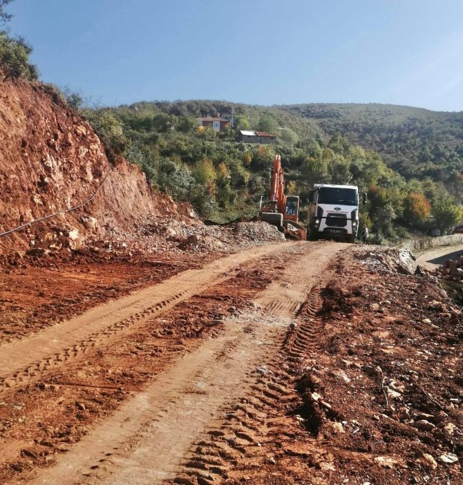 Körfez’de Yeni İmar Yolları Açılıyor