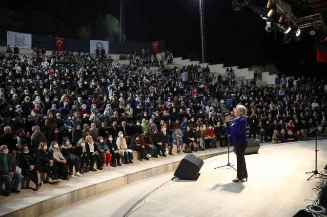 Mardin’de Sanat Müziği Korolar Festivali Sona Erdi