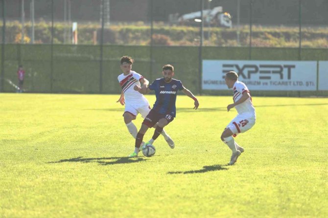 Tff 2 Lig : Hekimoğlu Trabzon Fk: 2 - Turgutluspor:2