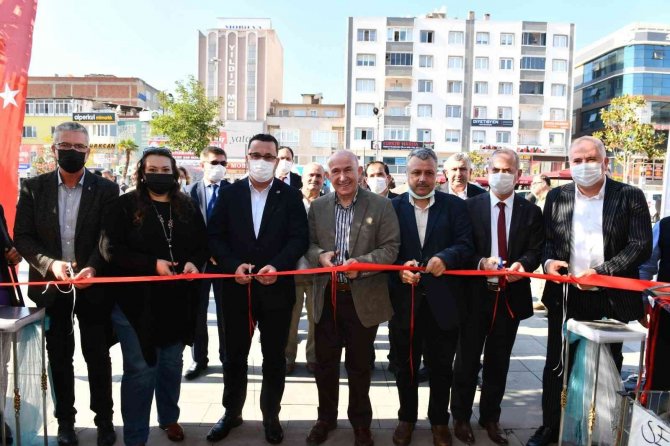 Mustafakemalpaşa’da Kitap Günleri Kapılarını Açtı