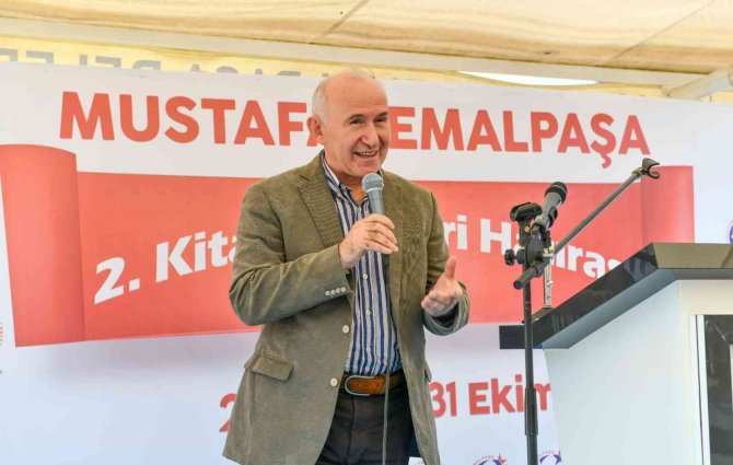 Mustafakemalpaşa’da Kitap Günleri Kapılarını Açtı