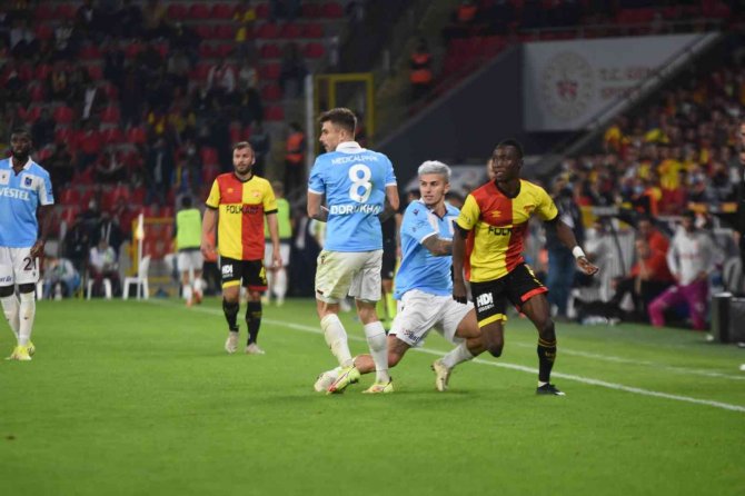 Süper Lig: Göztepe: 0 - Trabzonspor: 1 (Maç Sonucu)