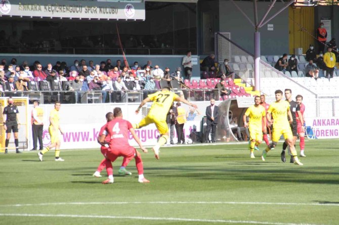 Tff 1. Lig: Ankara Keçiörengücü: 3 - İ̇stanbulspor: 2