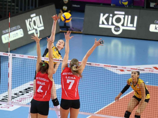 Vakıfbank, Bolu Belediyespor’u 3-0 Mağlup Etti