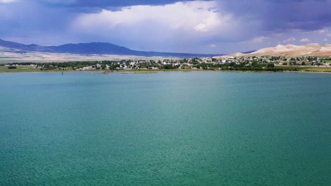 Van’daki Depremler Sonrası Erçek Gölü’nde Gaz Çıkışları Tespit Edildi