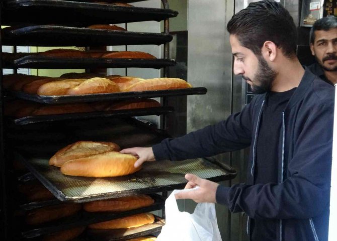 Van’da Ekmek Zammı Ne Fırıncı Esnafını Ne De Vatandaşı Memnun Etti