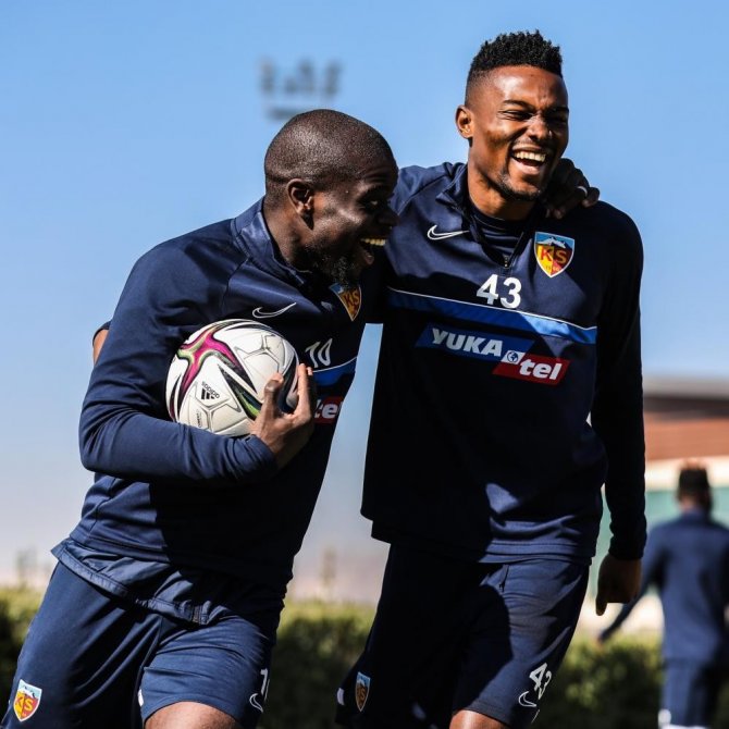 Kayserispor’da Carole Ve Kemen Oynamıyor