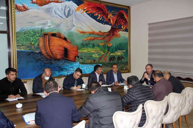 Ağrı Milli Eğitim Müdürü Kökrek, İlçe Milli Eğitim Müdürleri İle Bir Araya Geldi