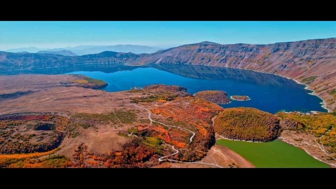 Nemrut’un Eşsiz Sonbahar Manzarası Drone İle Görüntülendi