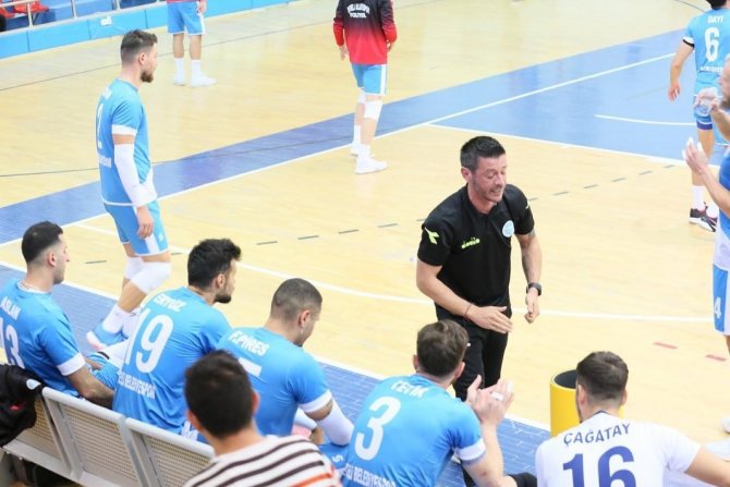 Develi Belediyespor Antrenörü Osman Çakıray:
