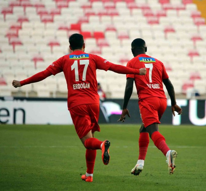 Max Gradel, Sivasspor’da 2. Golünü Attı
