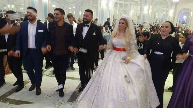 Mhp İ̇l Başkan Yardımcısı Zazaoğlu’nun Kardeşinin Düğünü Miting Havasında Geçti