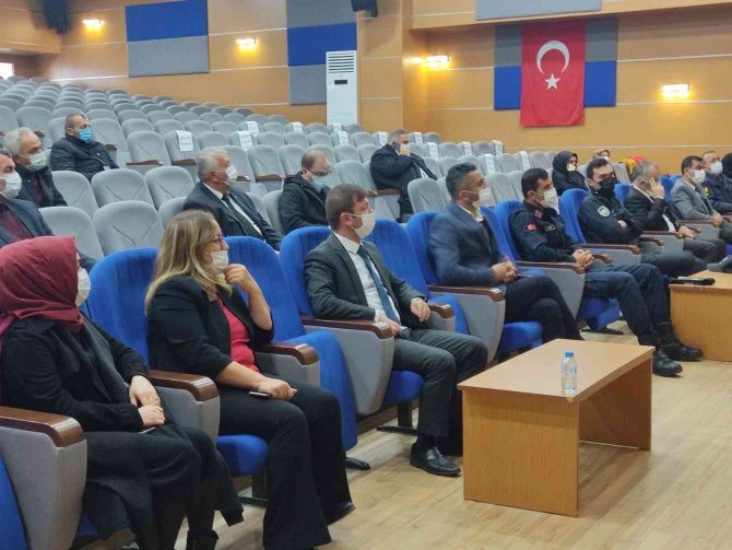 Kadına Yönelik Şiddetle Mücadele Eğitimleri Devam Ediyor