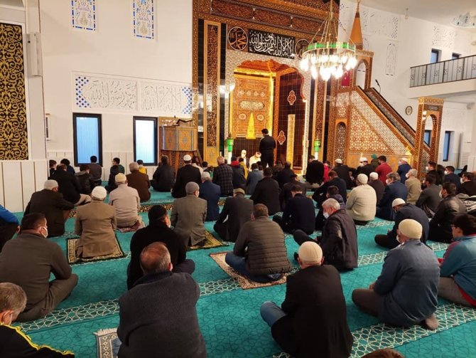 Elazığ’da Tesbihat Ve Sohbet Programı Düzenlendi