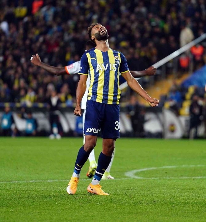 Nazım Islıklandı!