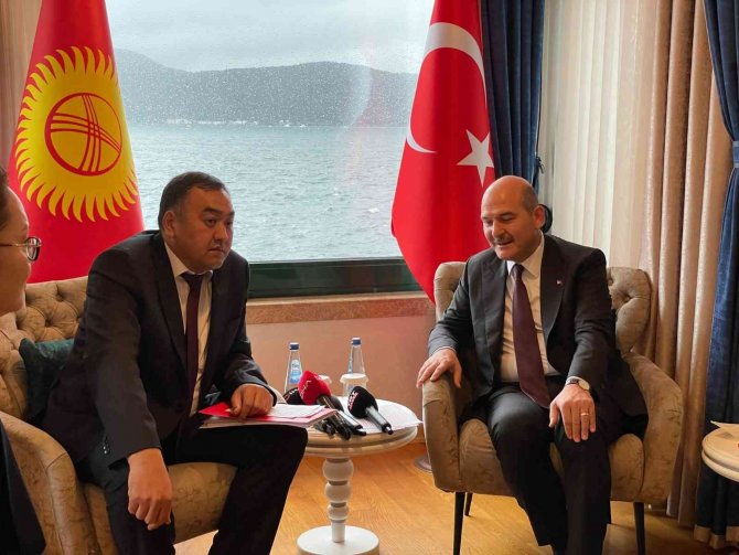 İ̇çişleri Bakanı Soylu, Kırgız Mevkidaşı Niyazbekov’la Bir Araya Geldi