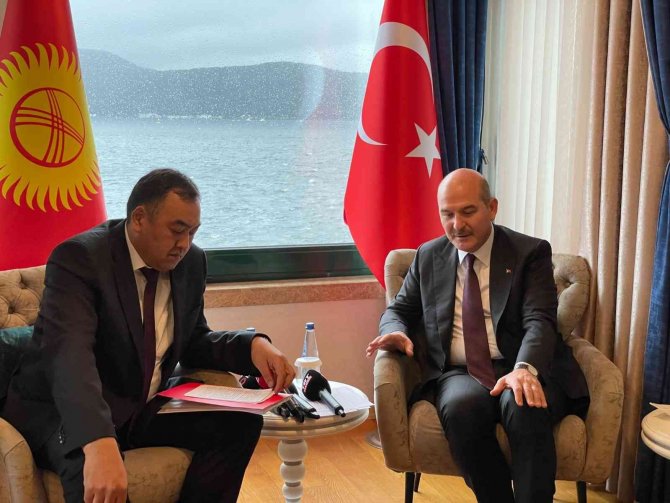 İ̇çişleri Bakanı Soylu, Kırgız Mevkidaşı Niyazbekov’la Bir Araya Geldi