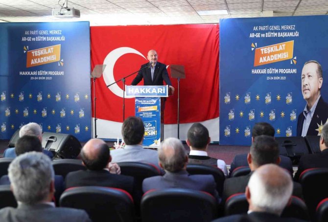 Bakan Soylu: "Tayyip Erdoğan Sizi Yine Çırak Çıkartacak"