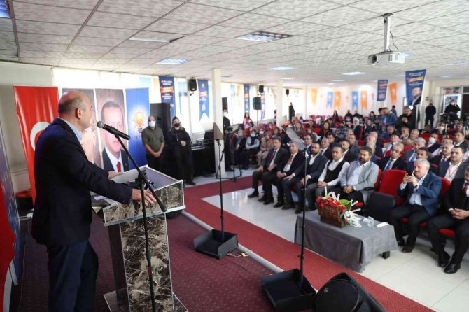 Bakan Soylu: "Tayyip Erdoğan Sizi Yine Çırak Çıkartacak"
