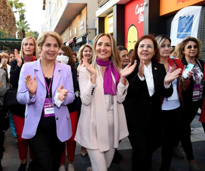 Kuşadası’nda El İşi Ürünleri Stantlarına Yaşam Hak İsmi Verildi