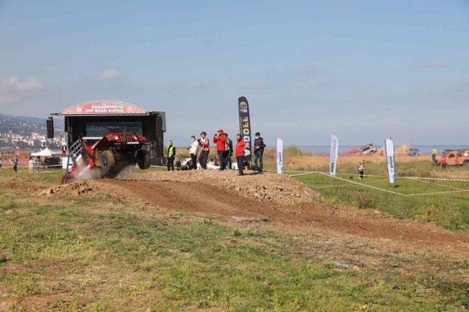 Akçaabat’ta Uluslararası Offroad Çoşkusu