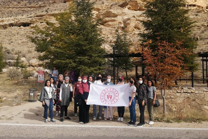 Karaman’da Gsb Yurtlarında Kalan Öğrenciler İçin Gezi Düzenlendi