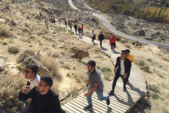 Karaman’da Gsb Yurtlarında Kalan Öğrenciler İçin Gezi Düzenlendi