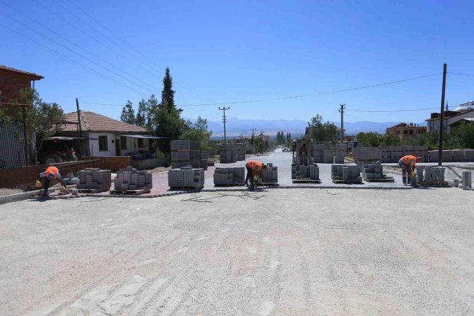 Pamukkale’de Parke Çalışmaları Devam Ediyor