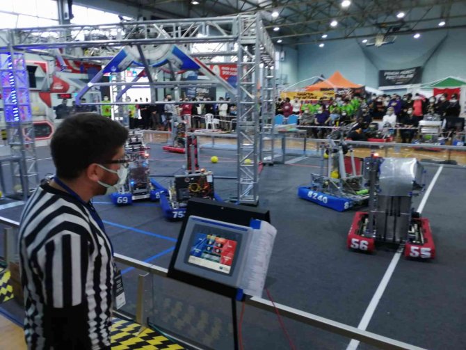 Basketbolcu Robotlar Pendik’te Sahaya Çıktı