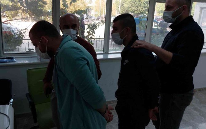 Eğlence Mekanı Kundaklamaya 2 Gözaltı