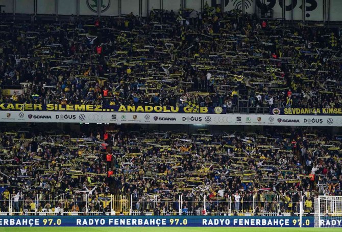 Süper Lig: Fenerbahçe: 0 - Alanyaspor: 0 (Maç Devam Ediyor)