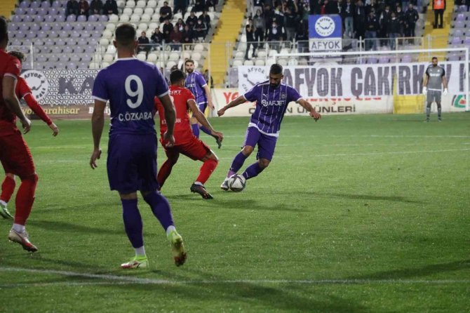 Afyonspor Evinde Berabere Kaldı