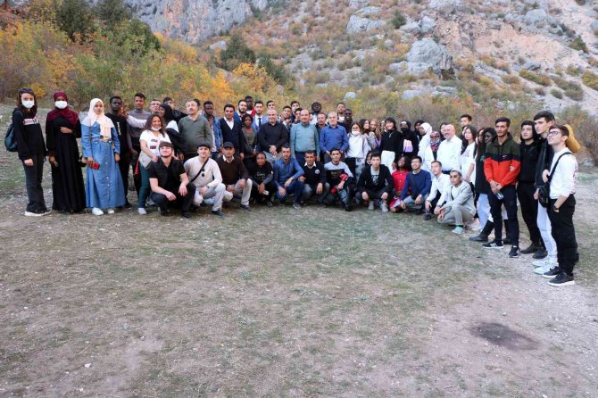 Uluslararası Öğrenciler, Yufka Açıp Gözleme Pişirdi