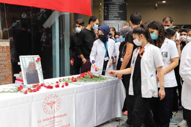 Başkent’te Geçirdiği Trafik Kazasında Vefat Eden Genç Doktor Rümeysa Berin Şen, Anıldı