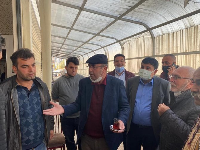 Belediye Başkanı Ekicioğlu, Pazar Esnafını Dinledi