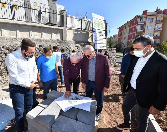Vali Karaloğlu, Hafta Sonu Çalışmalarını İnceledi