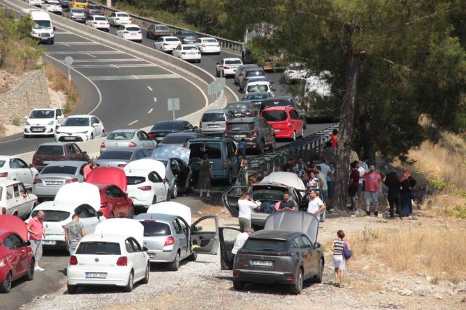 Muğla’da Araç Sayısı Nüfustan Fazla Artıyor