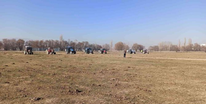 Kütahya’daki Meralarda Gübreleme Çalışması
