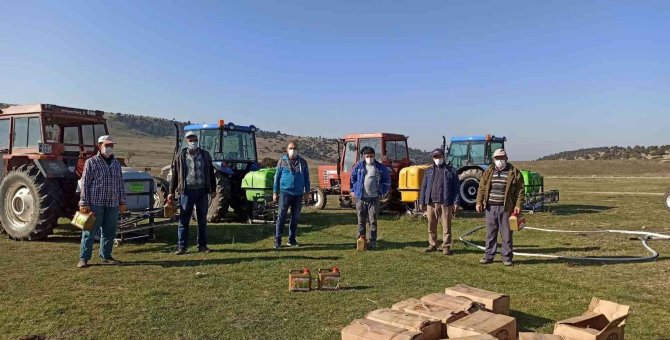 Kütahya’daki Meralarda Gübreleme Çalışması