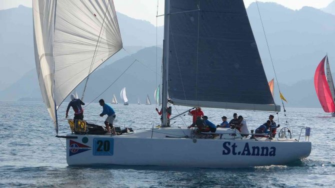 Marmaris Uluslararası Yelken Yarışlarının İlk Günü Tamamlandı