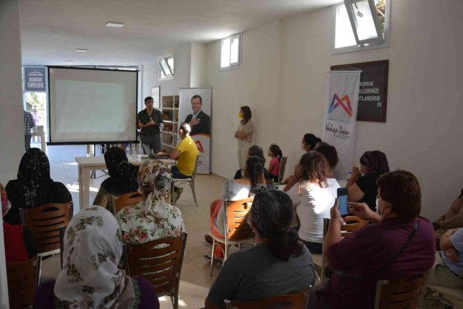 Halk Sağlığı Eğitimleri Devam Ediyor