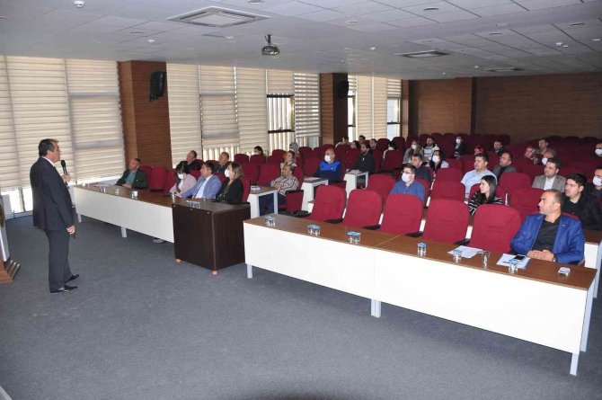 Pursaklar Belediye Personeline “Kamu İ̇hale Mevzuatı” Eğitimi