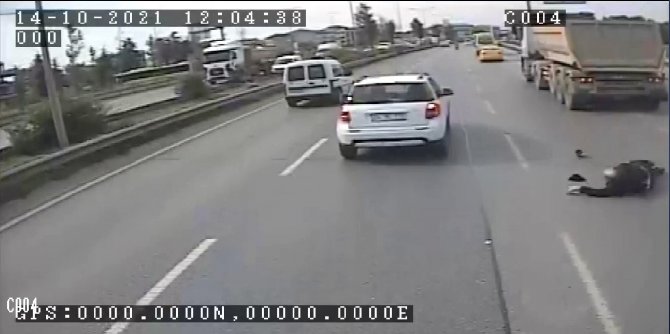 Şile Otobanında İnanılmaz Kaza: O Anlar Kamerada