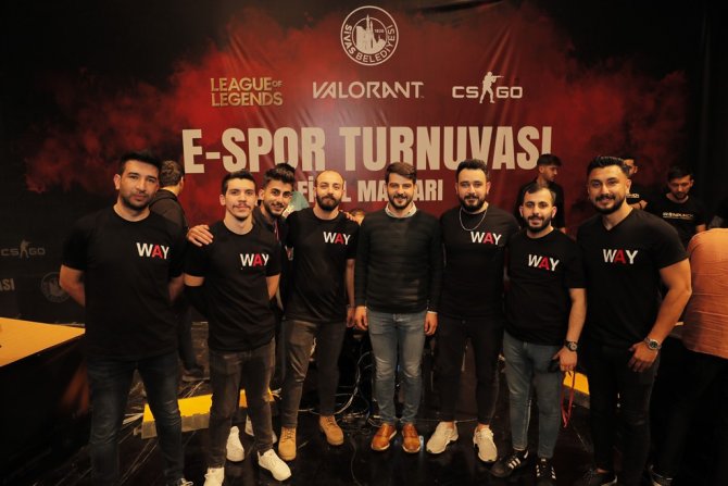 Sivas’ta E-spor Turnuvası Heyecanı Yaşandı