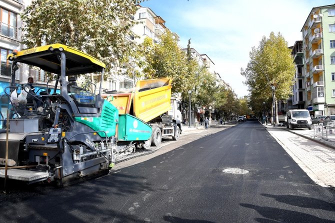 Malatya’daki Sivas Caddesi Yenileniyor