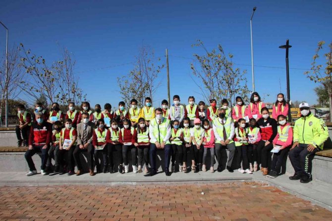 Sivas’ta 11 Bin Öğrenciye Trafik Eğitimi Verilecek
