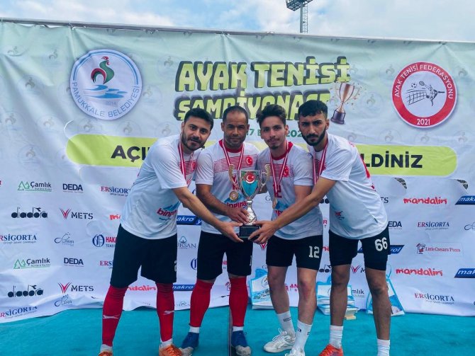 Solhan Ayak Tenisi Takımı İlk Şampiyon Olarak Tarihe Geçti