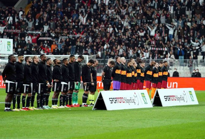 Süper Lig: Beşiktaş: 0 - Galatasaray: 0 (Maç Devam Ediyor)